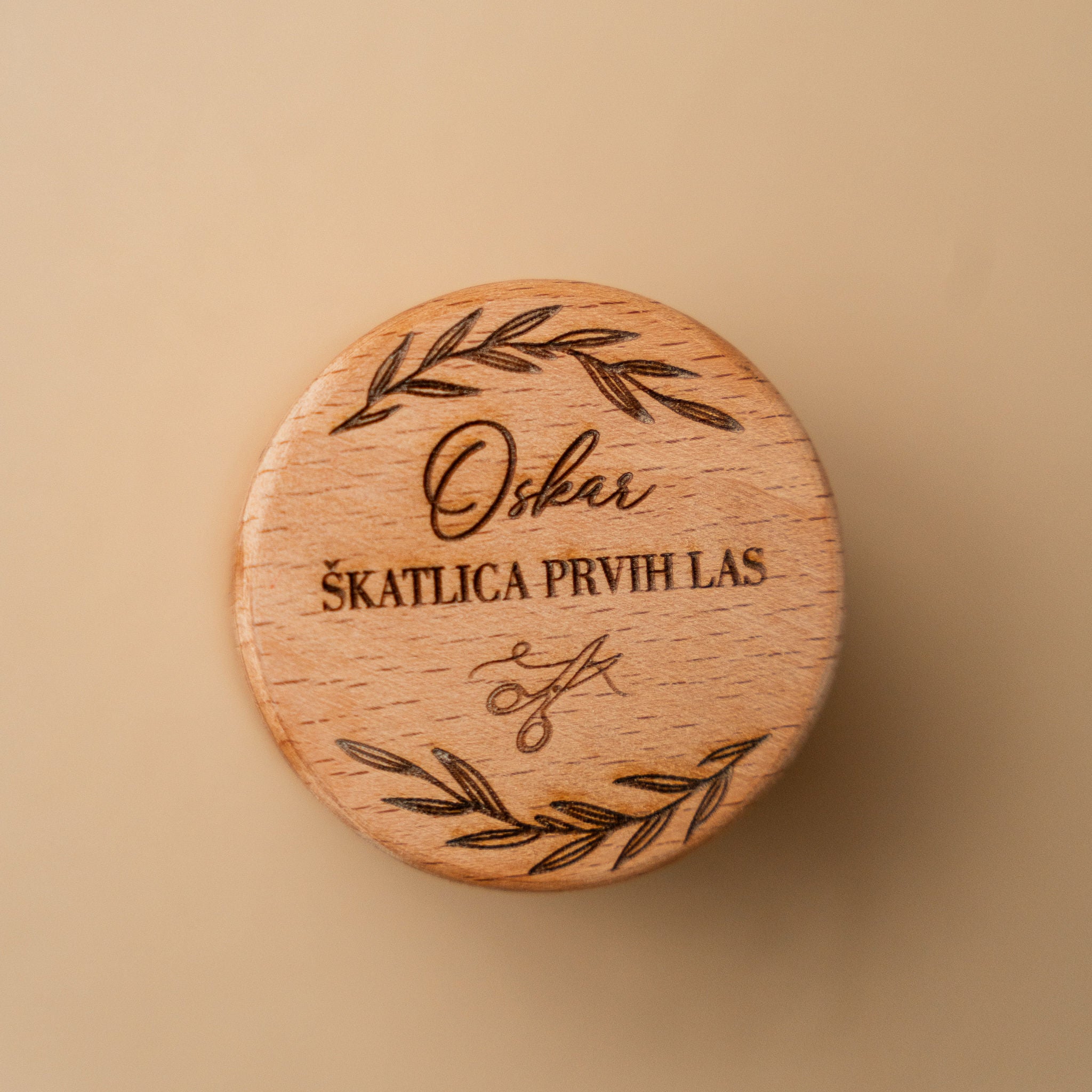 Lesena škatlica - prvih las